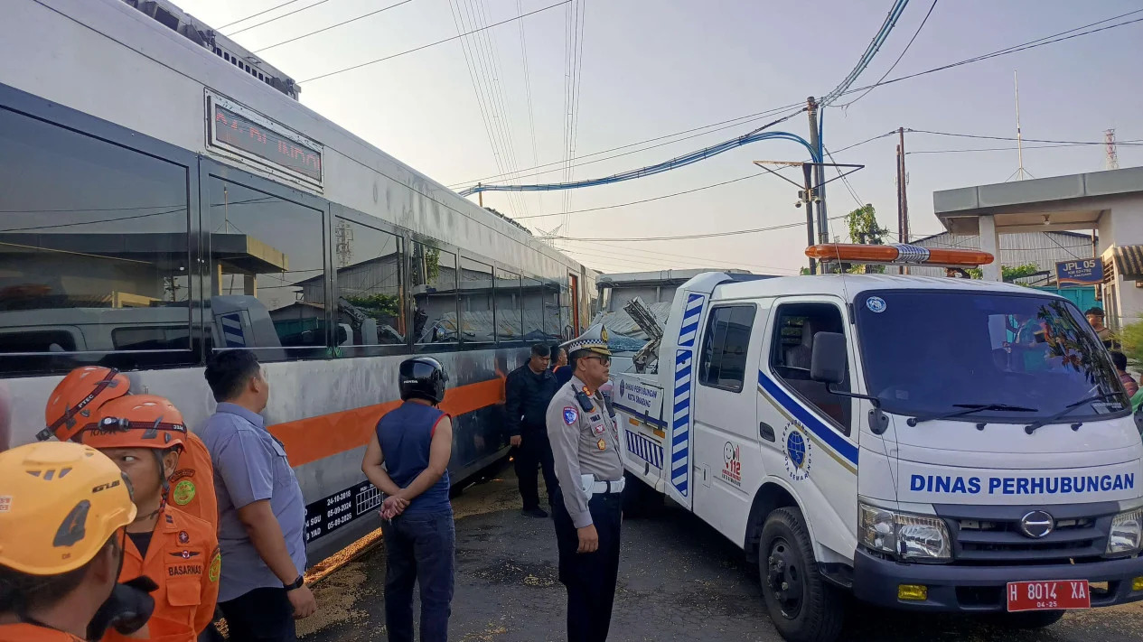 Proses Evakuasi Lokomotif KA Harina Berjalan Lancar, KAI Daop 4 Semarang Tegaskan Komitmen Keselamatan