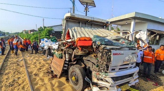 Lokomotif KA Harina Dievakuasi, KAI Daop 4 Semarang Apresiasi Kerja Sama Lintas Instansi