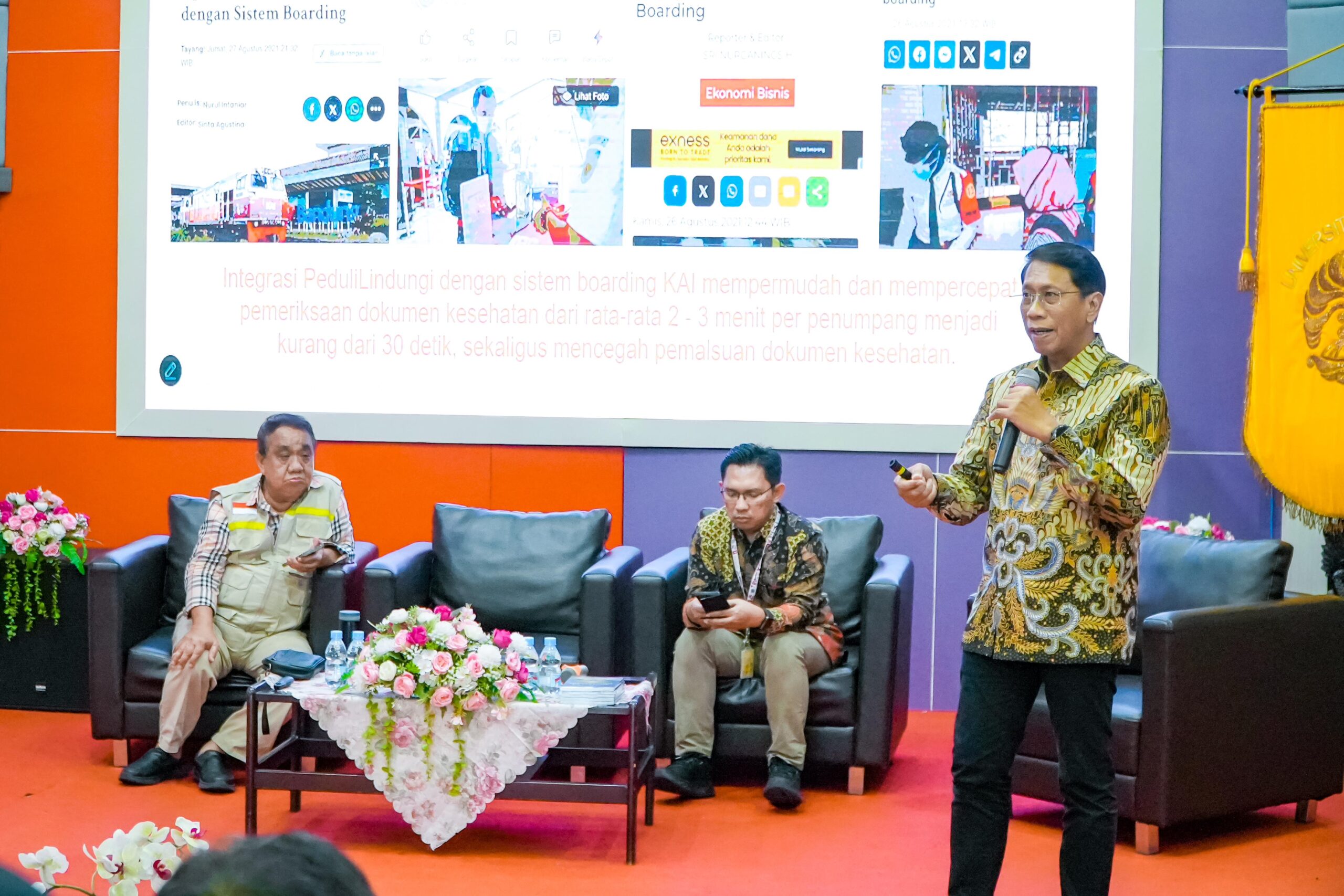 Inovasi Pelayanan Publik KAI Diungkap oleh Didiek Hartantyo dalam CEO Talks FIA UI