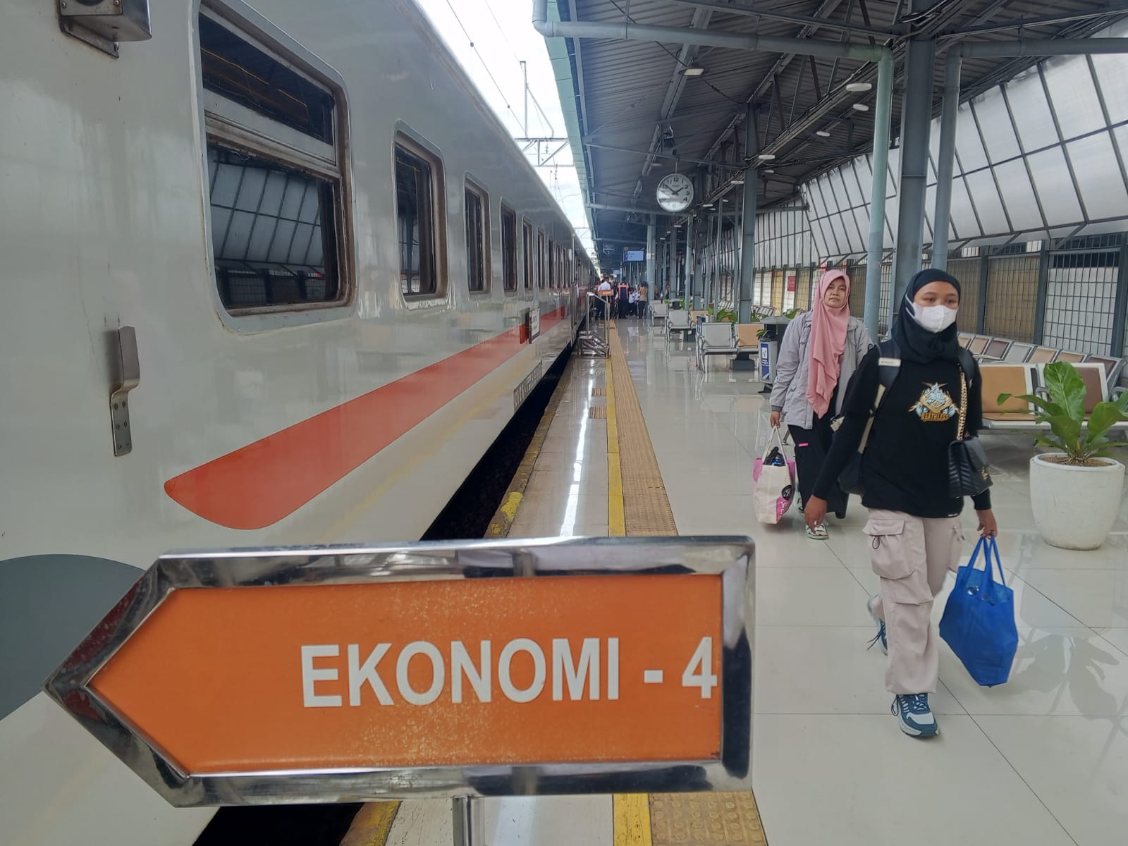 Dorong Efisiensi Transportasi, KAI Pertahankan Tata Kelola Subsidi BBM Secara Transparan